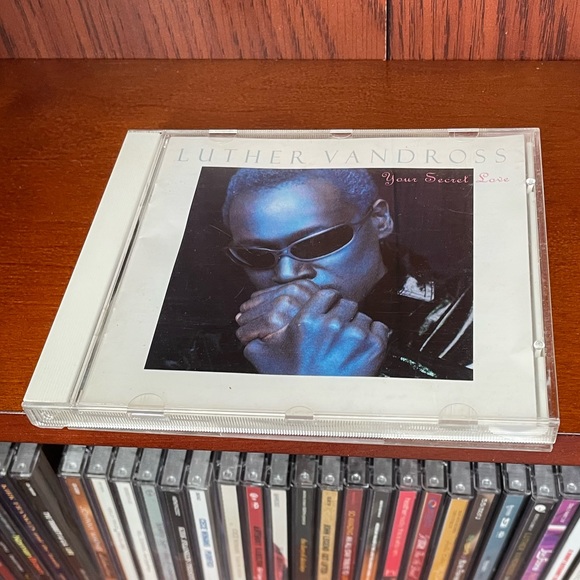 Luther Vandross CD “Your Secret Love” his 10th studio album released Oct 1996. - Picture 2 of 5